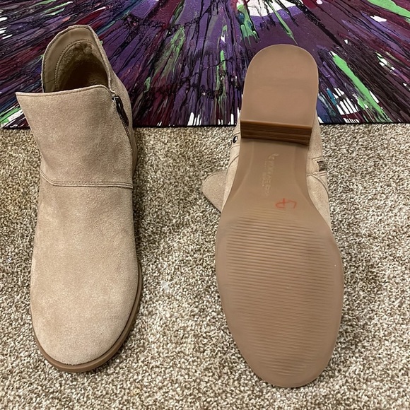 NWOT Koolaburra by Ugg Sofiya Ankle Boots 🌟 - Picture 7 of 12